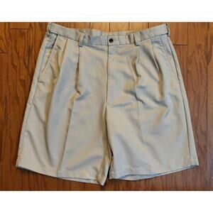 Haggar Chino Shorts Men's Size 38 Khaki Tan Pleated Front Casual